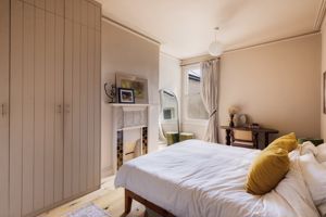 Bedroom- click for photo gallery
